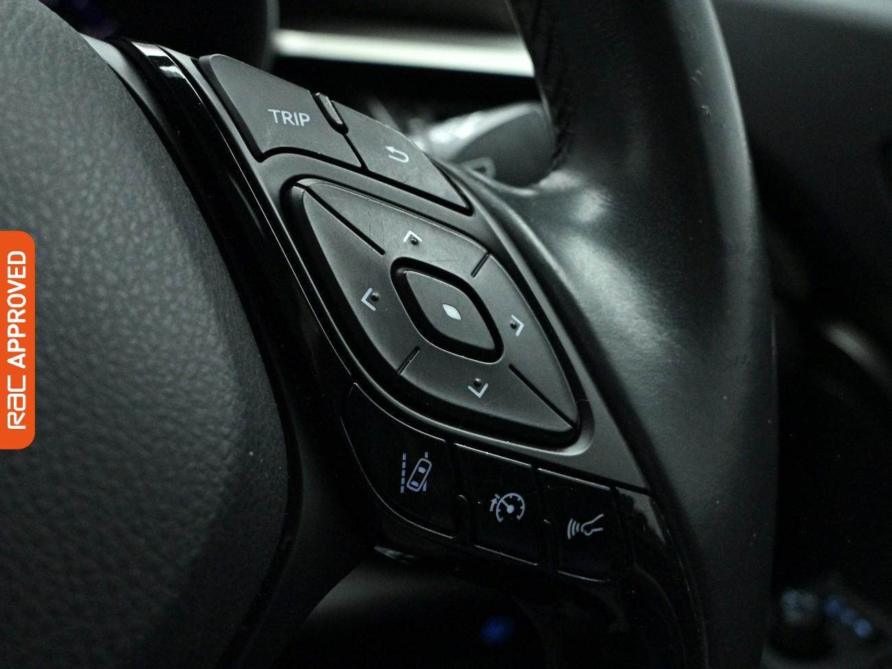 Used Toyota C-HR 2018 for sale - 78043374: Photo 25