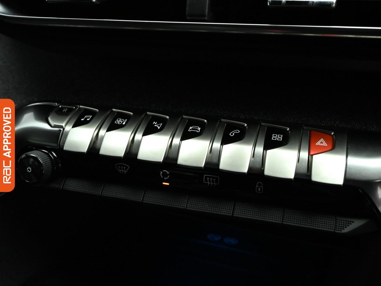 Used Peugeot 3008 2017 for sale - 77557440: Photo 17