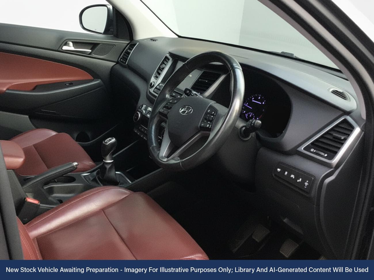 Used Hyundai TUCSON 2017 for sale - 76590448: Photo 3