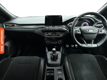 Used Ford Focus 2020 for sale - 79535935: Photo