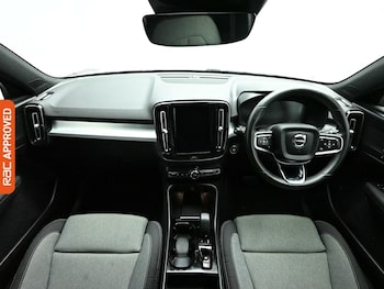Used Volvo XC40 2023 for sale - 79444458: Photo