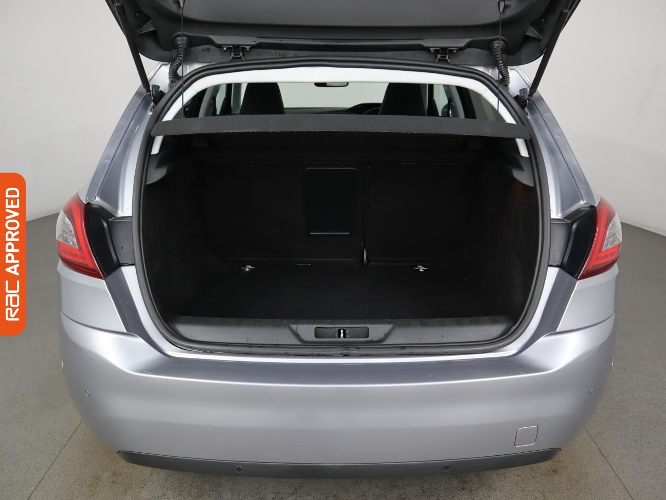 Used Peugeot 308 2019 for sale - 76088431: Photo 25