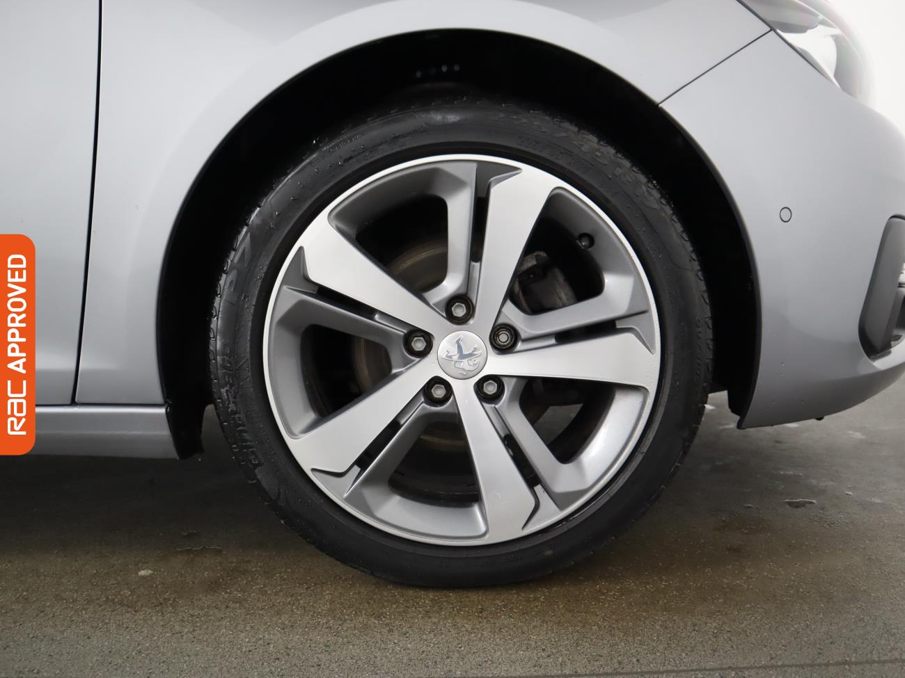 Used Peugeot 308 2019 for sale - 76088431: Photo 26