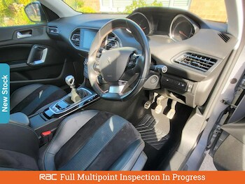 Used Peugeot 308 2019 for sale - 76088431: Photo