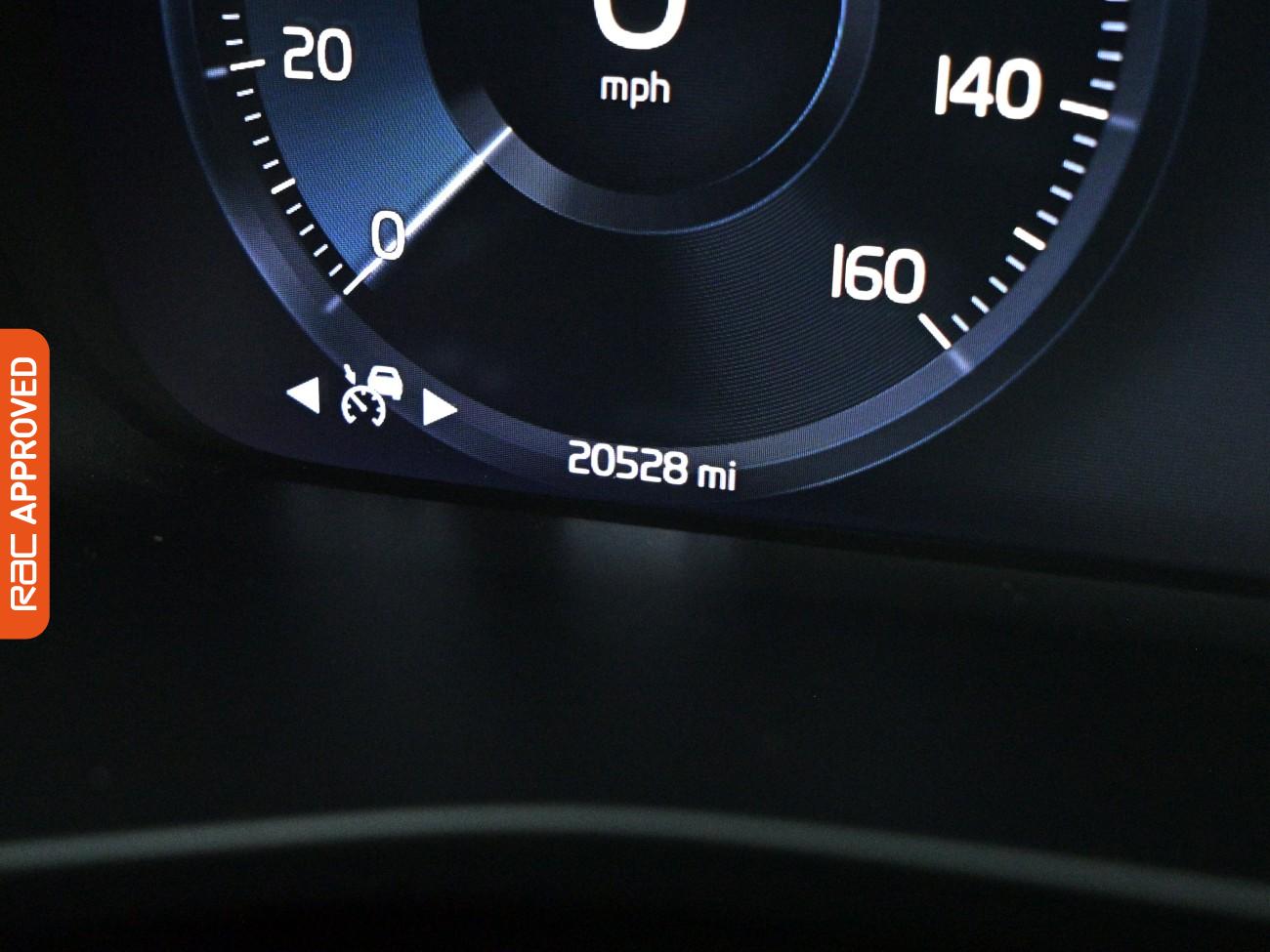 Used Volvo XC40 2020 for sale - 78189853: Photo 11