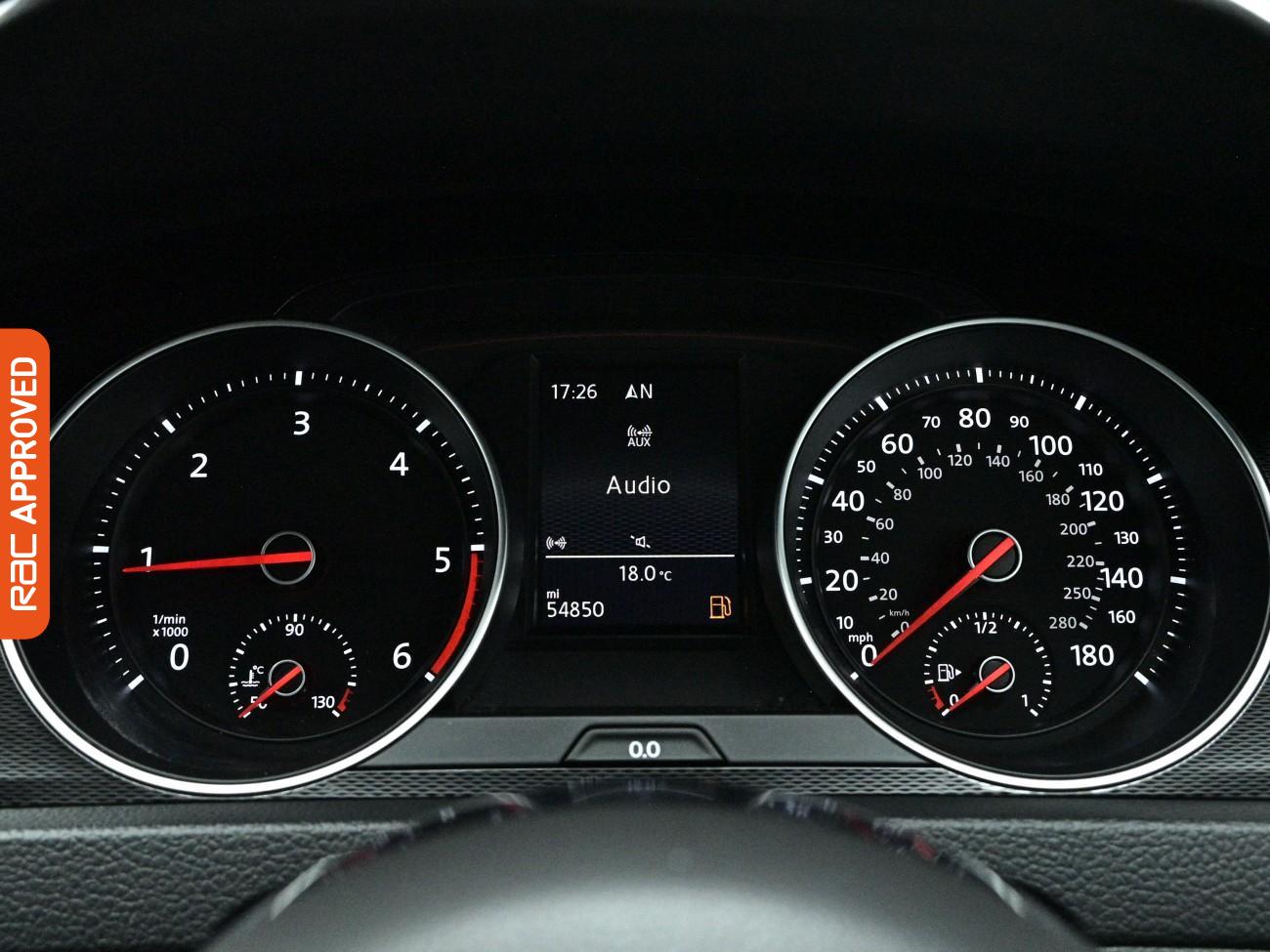 Used Volkswagen Golf 2016 for sale - 77981905: Photo 11