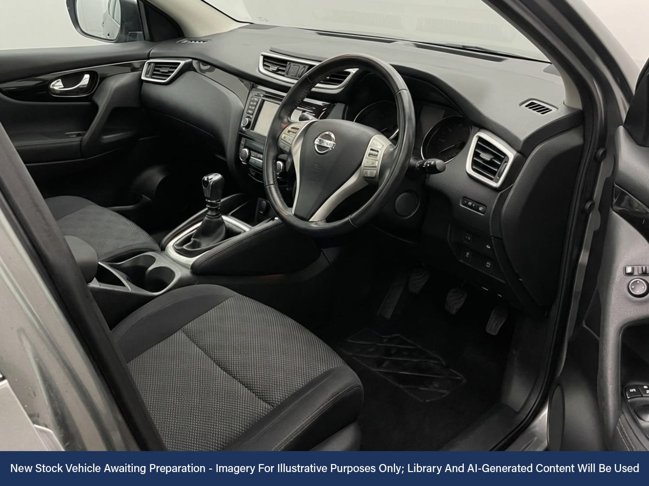 Used Nissan Qashqai 2017 for sale - 77432161: Photo 3