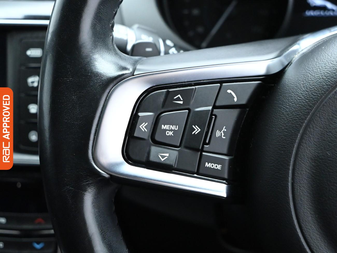 Used Jaguar F-Pace 2017 for sale - 76004987: Photo 21