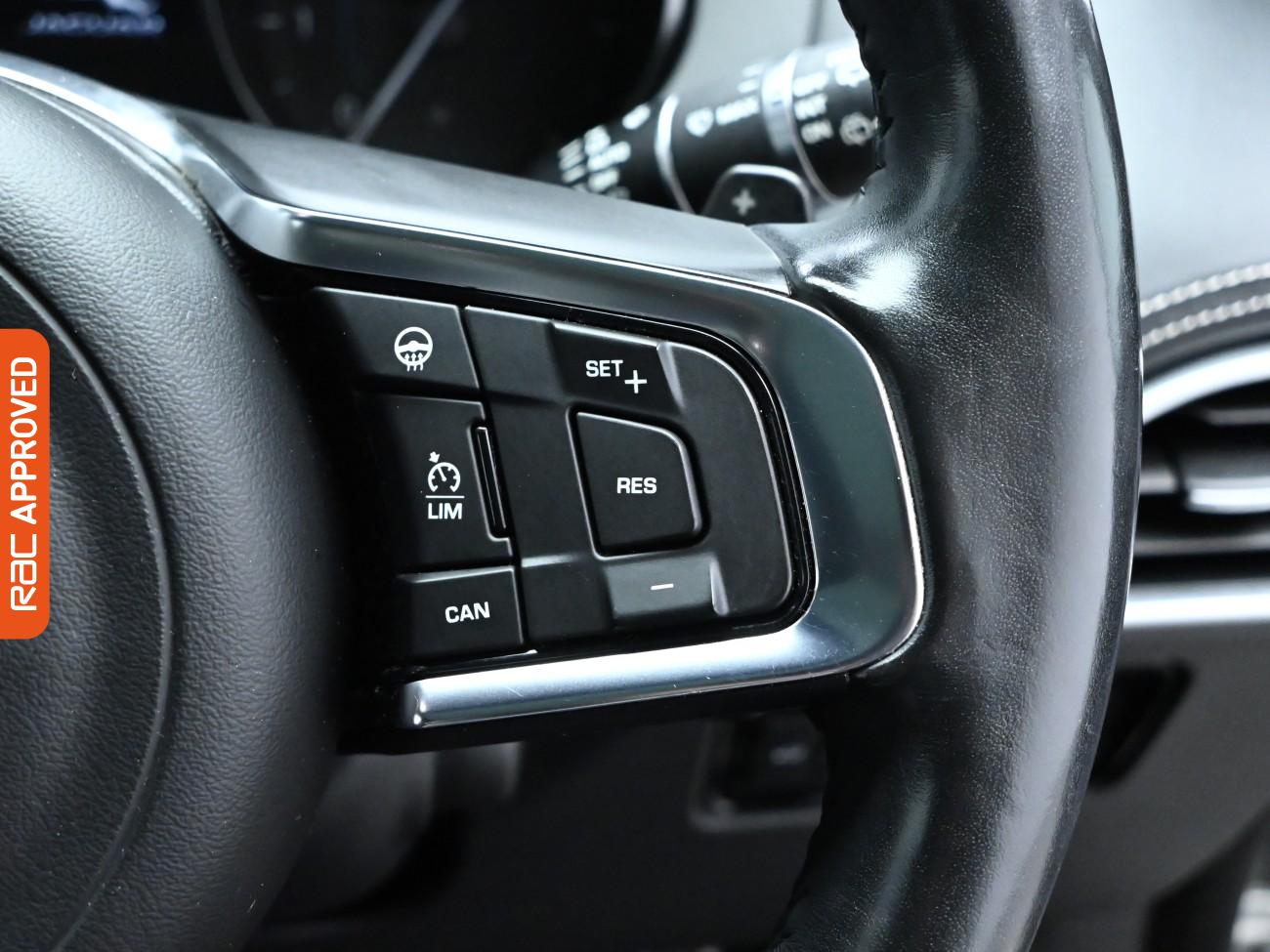 Used Jaguar F-Pace 2017 for sale - 76004987: Photo 22