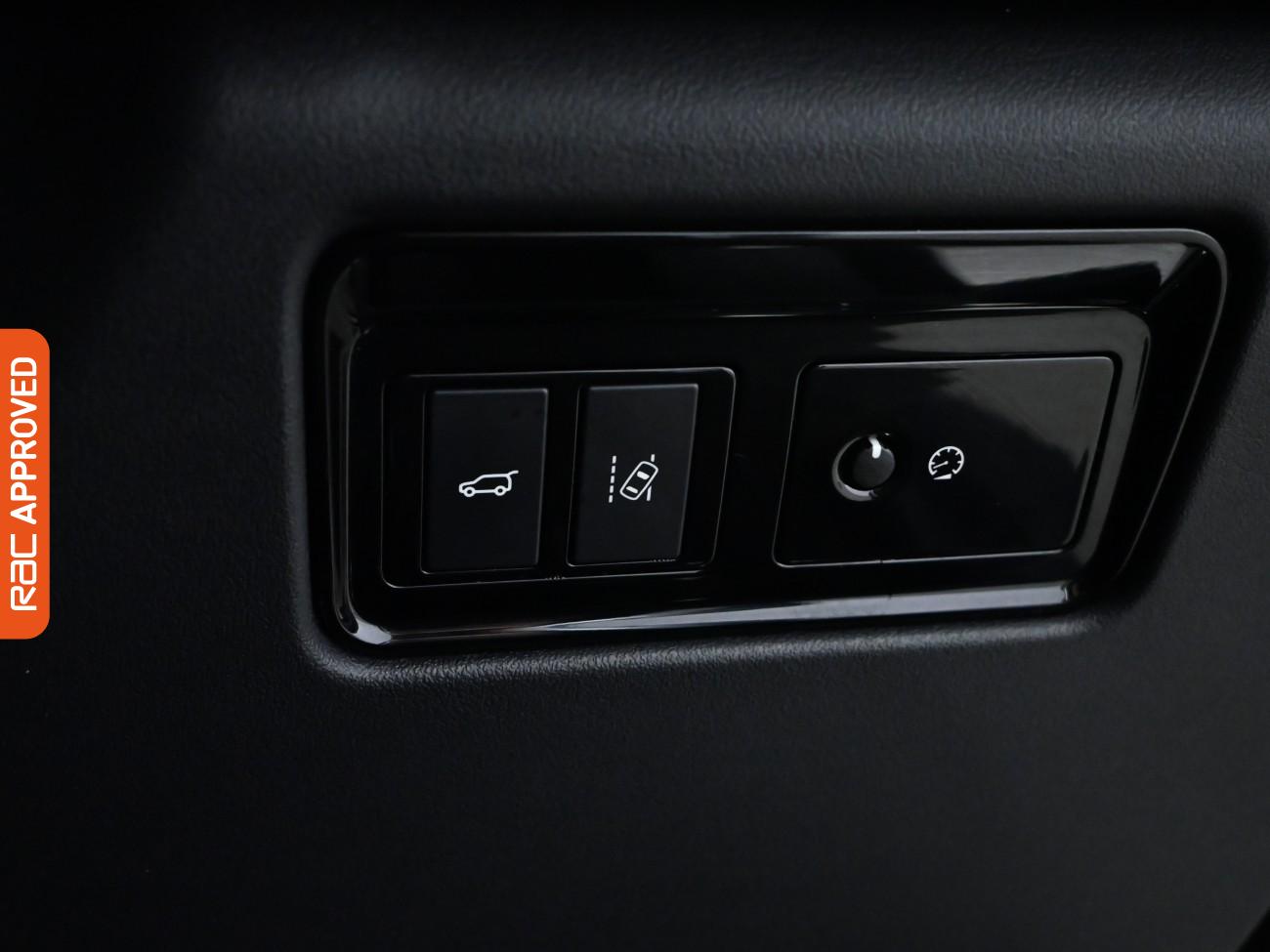 Used Jaguar F-Pace 2017 for sale - 76004987: Photo 24