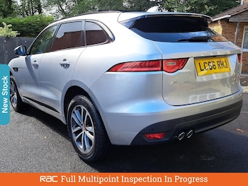 Used Jaguar F-Pace 2017 for sale - 76004987: Photo