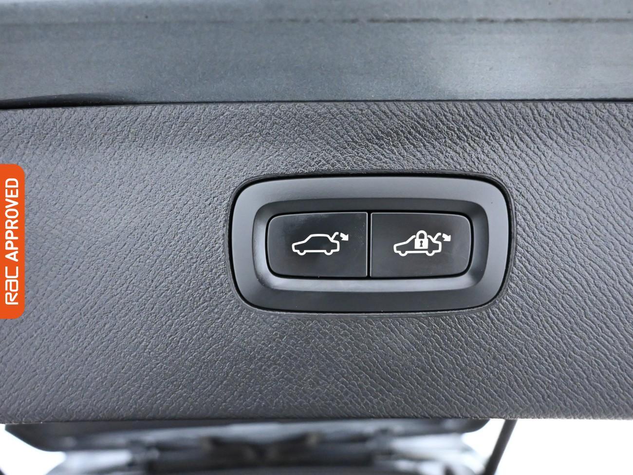 Used Volvo XC90 2018 for sale - 76495186: Photo 29