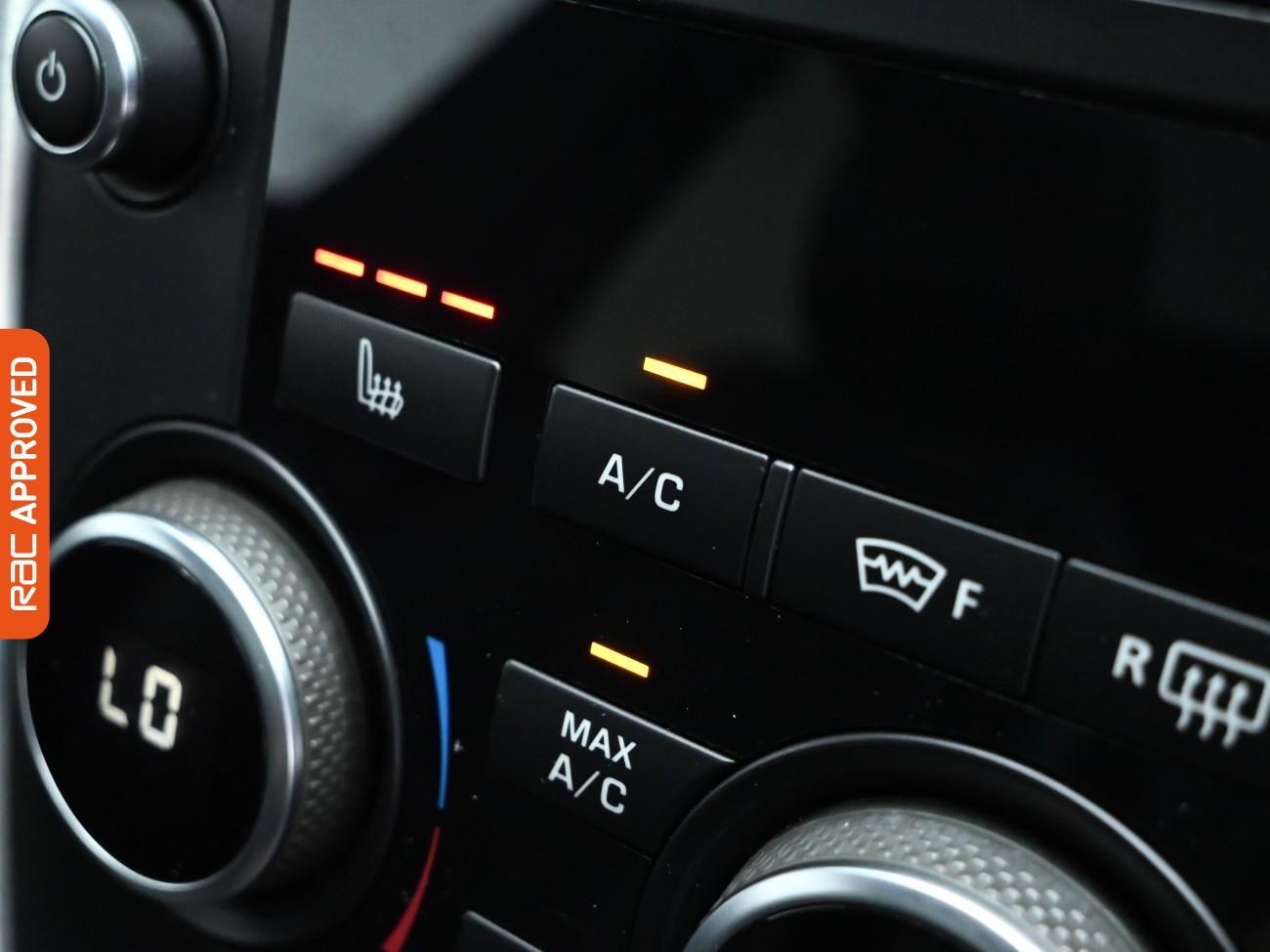 Used Land Rover Discovery Sport 2017 for sale - 76878285: Photo 16