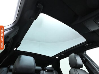 Used Land Rover Discovery Sport 2017 for sale - 76878285: Photo