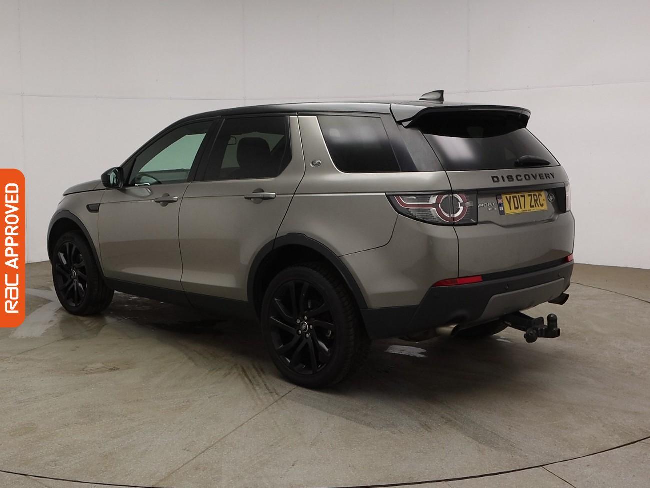 Used Land Rover Discovery Sport 2017 for sale - 76878285: Photo 4
