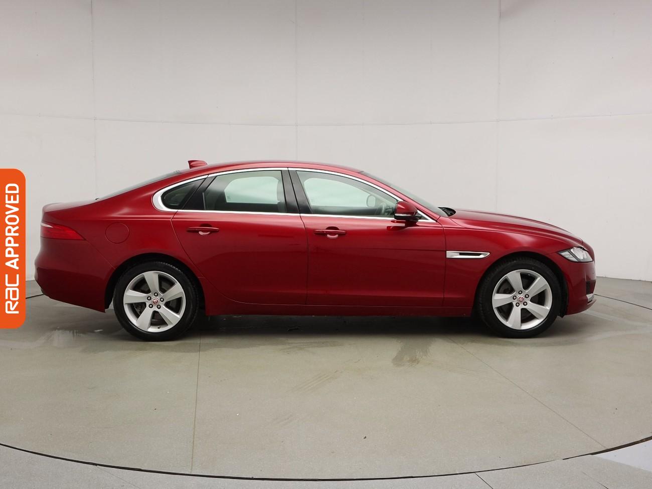 Used Jaguar XF 2018 for sale - 76553441: Photo 6
