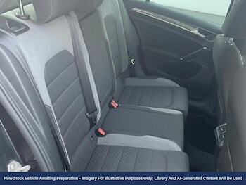 Used Volkswagen Golf 2019 for sale - 76902598: Photo