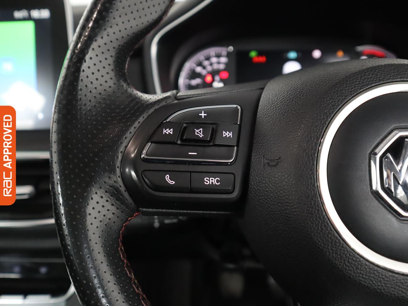 Used BMW 1 Series 2022 for sale - 77399670: Photo 24