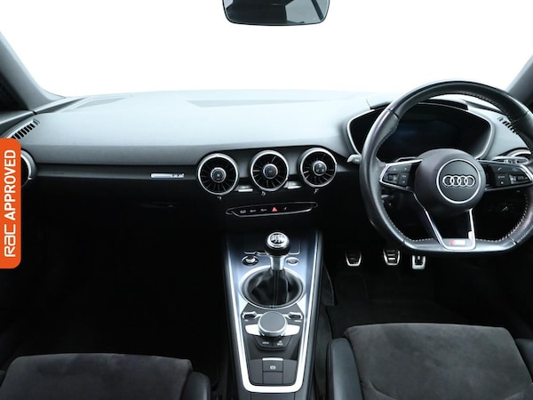 Used Audi TT 2017 for sale - 76220138: Photo 2