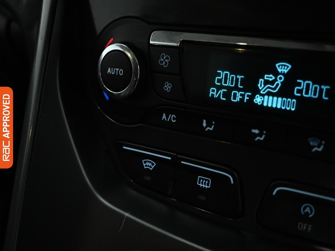 Used Ford Kuga 2016 for sale - 76495297: Photo 15