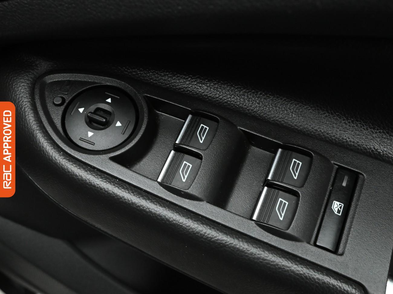 Used Ford Kuga 2016 for sale - 76495297: Photo 27