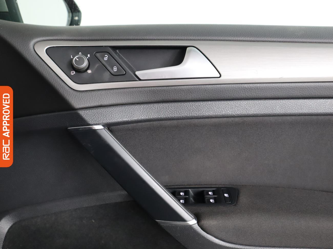 Used Volkswagen Golf 2016 for sale - 77829544: Photo 18