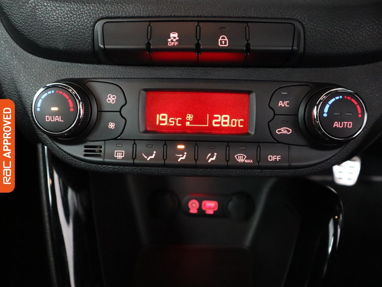 Used Kia Ceed 2018 for sale - 76447634: Photo 17