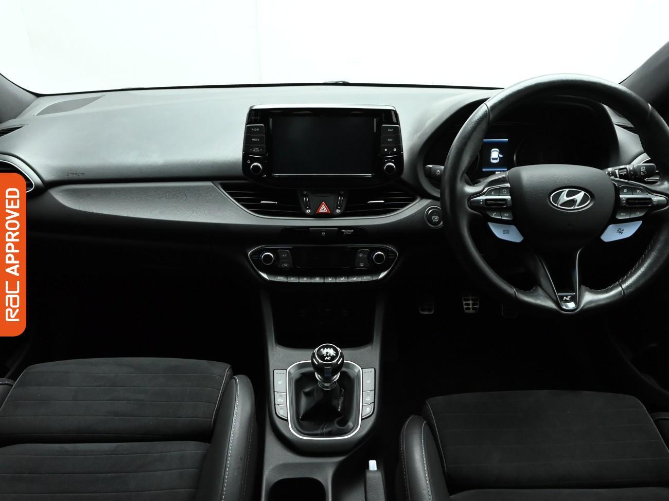 Used Hyundai i30 2018 for sale - 77557419: Photo 2