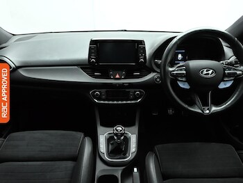 Used Hyundai i30 2018 for sale - 77557419: Photo