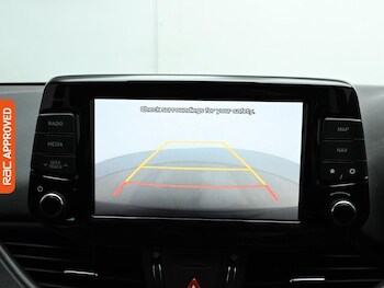 Used Hyundai i30 2018 for sale - 77557419: Photo