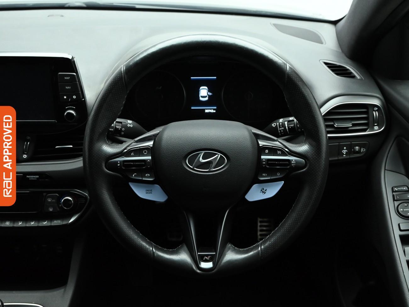 Used Hyundai i30 2018 for sale - 77557419: Photo 9