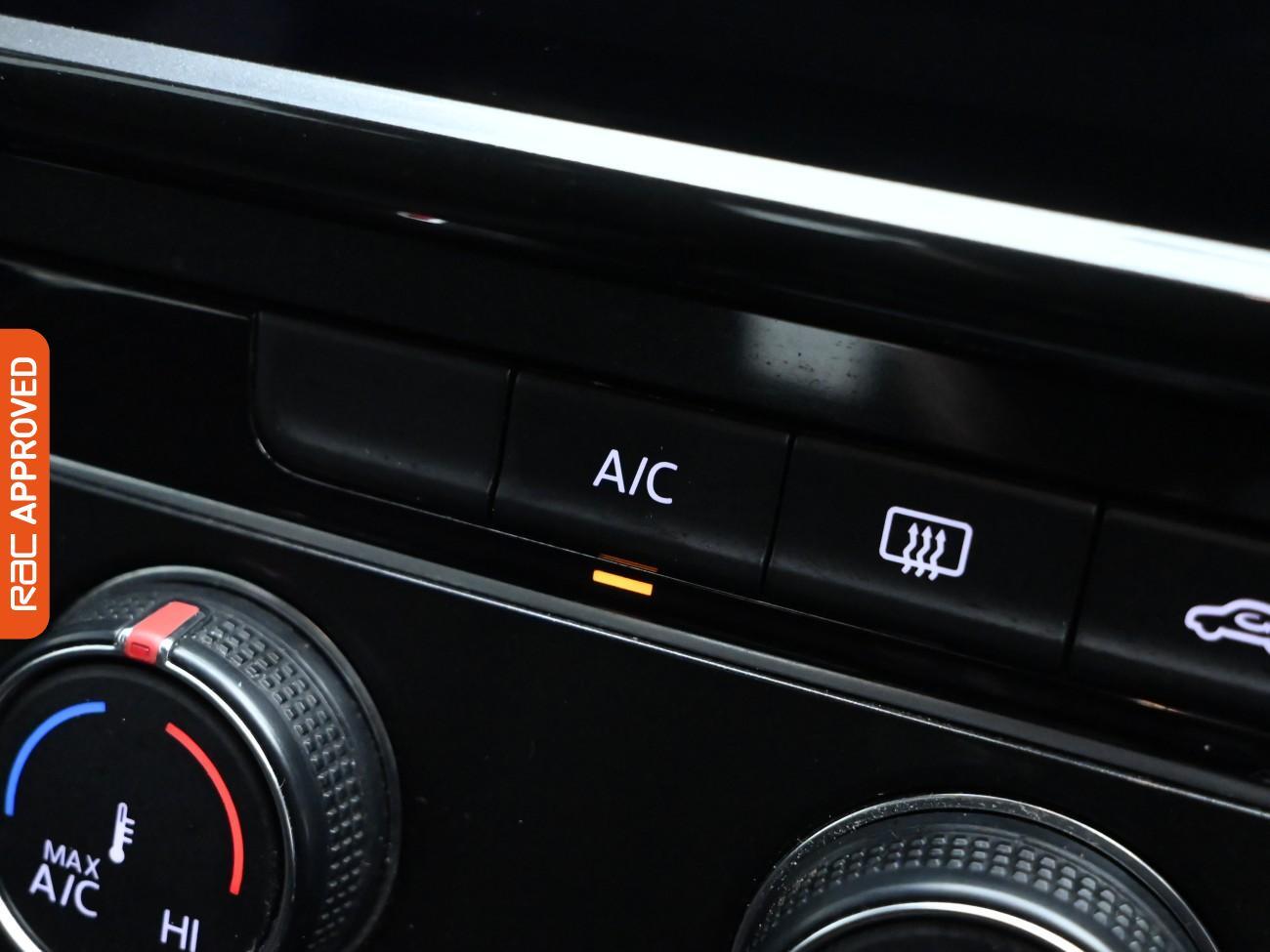 Used Volkswagen Golf 2018 for sale - 76004999: Photo 18