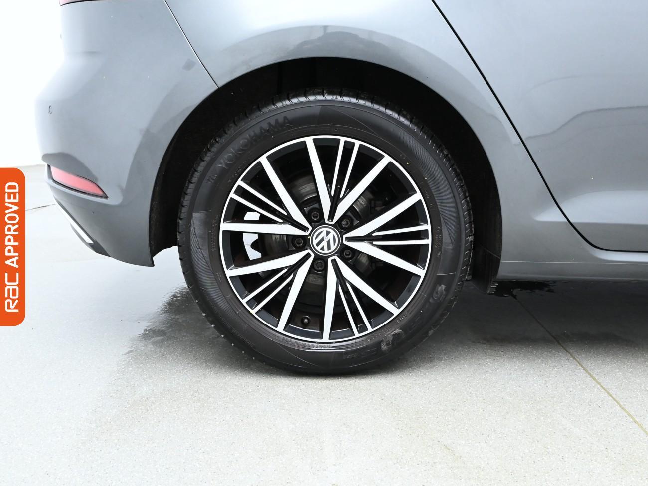 Used Volkswagen Golf 2018 for sale - 76004999: Photo 24