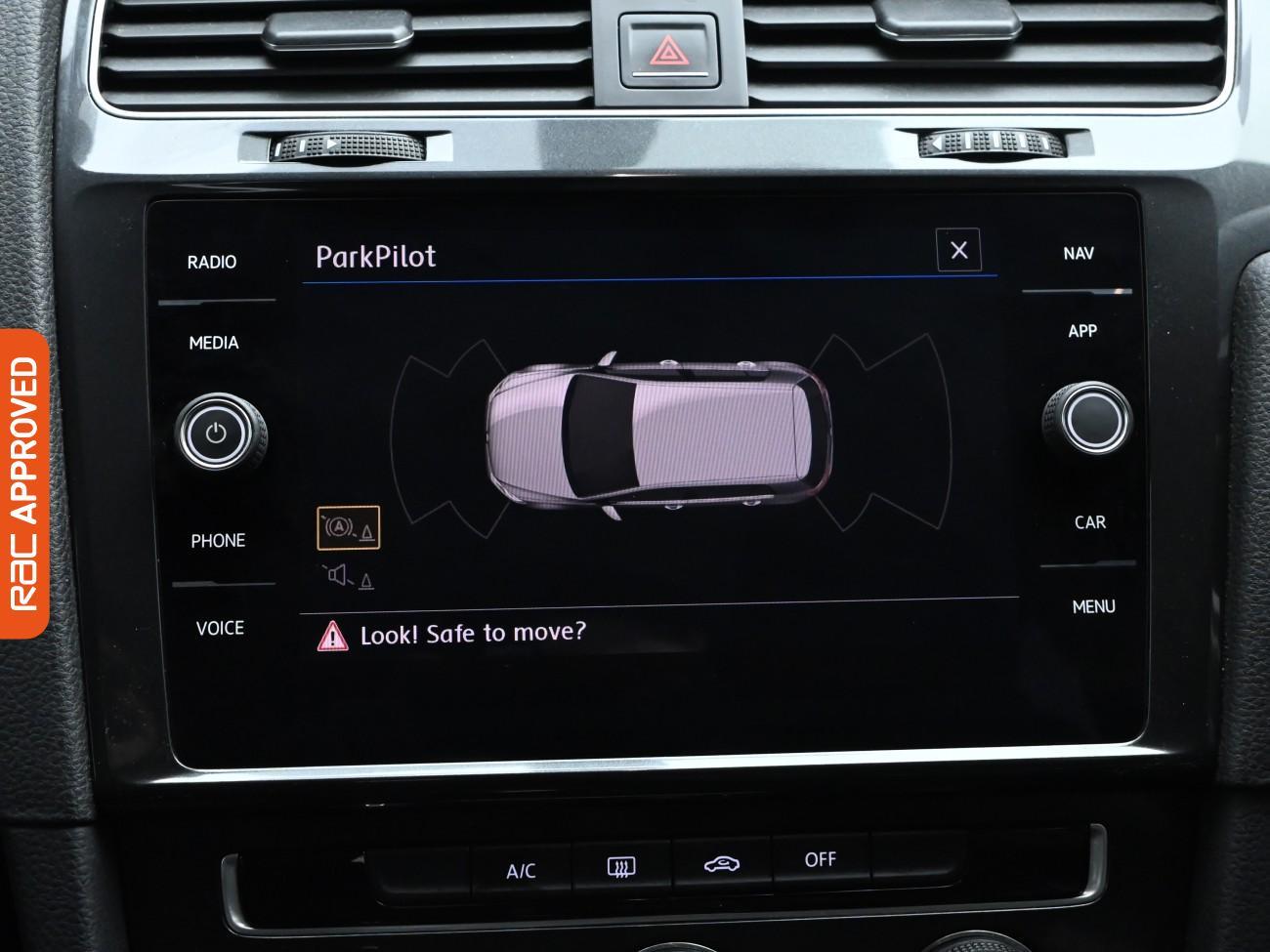 Used Volkswagen Golf 2018 for sale - 76004999: Photo 3