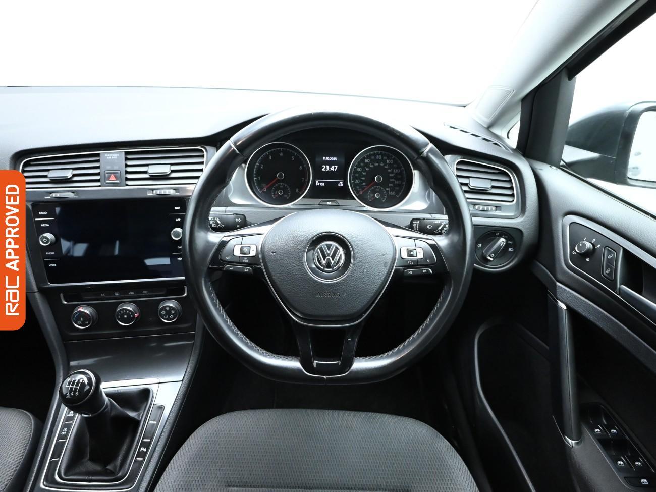 Used Volkswagen Golf 2018 for sale - 76004999: Photo 9