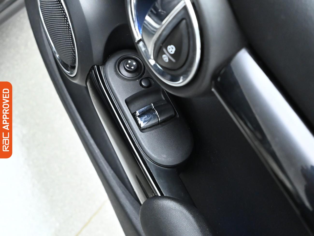 Used MINI Hatch 2015 for sale - 76206877: Photo 18