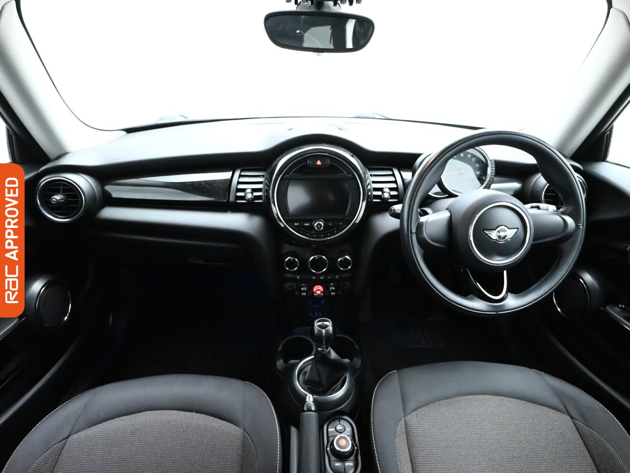 Used MINI Hatch 2015 for sale - 76206877: Photo 2