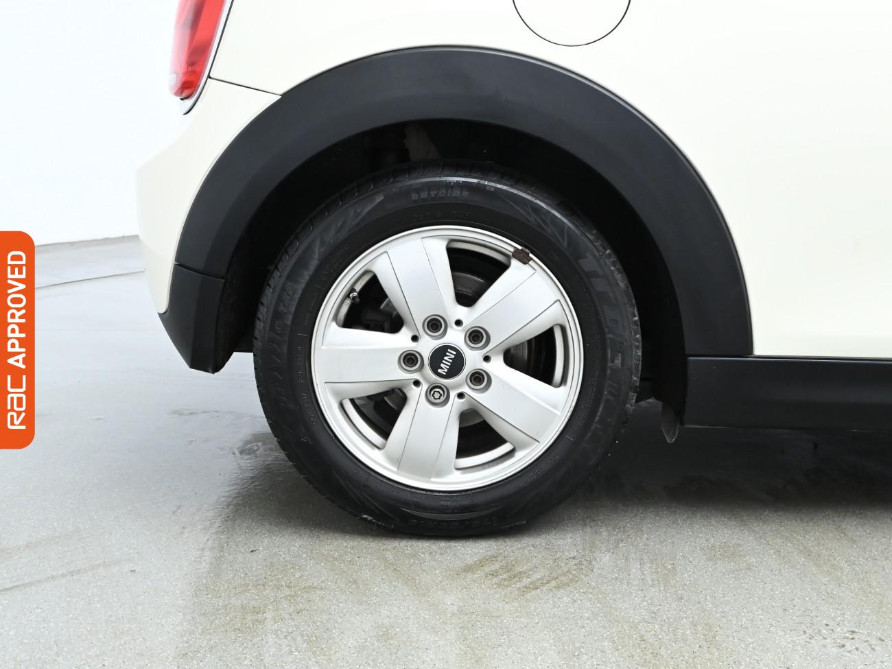 Used MINI Hatch 2015 for sale - 76206877: Photo 21