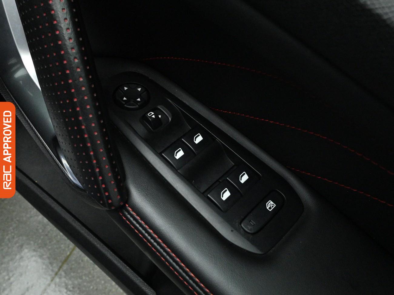 Used Peugeot 308 2017 for sale - 77943689: Photo 24