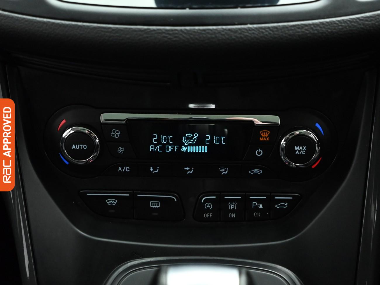 Used Ford Kuga 2015 for sale - 76435938: Photo 16