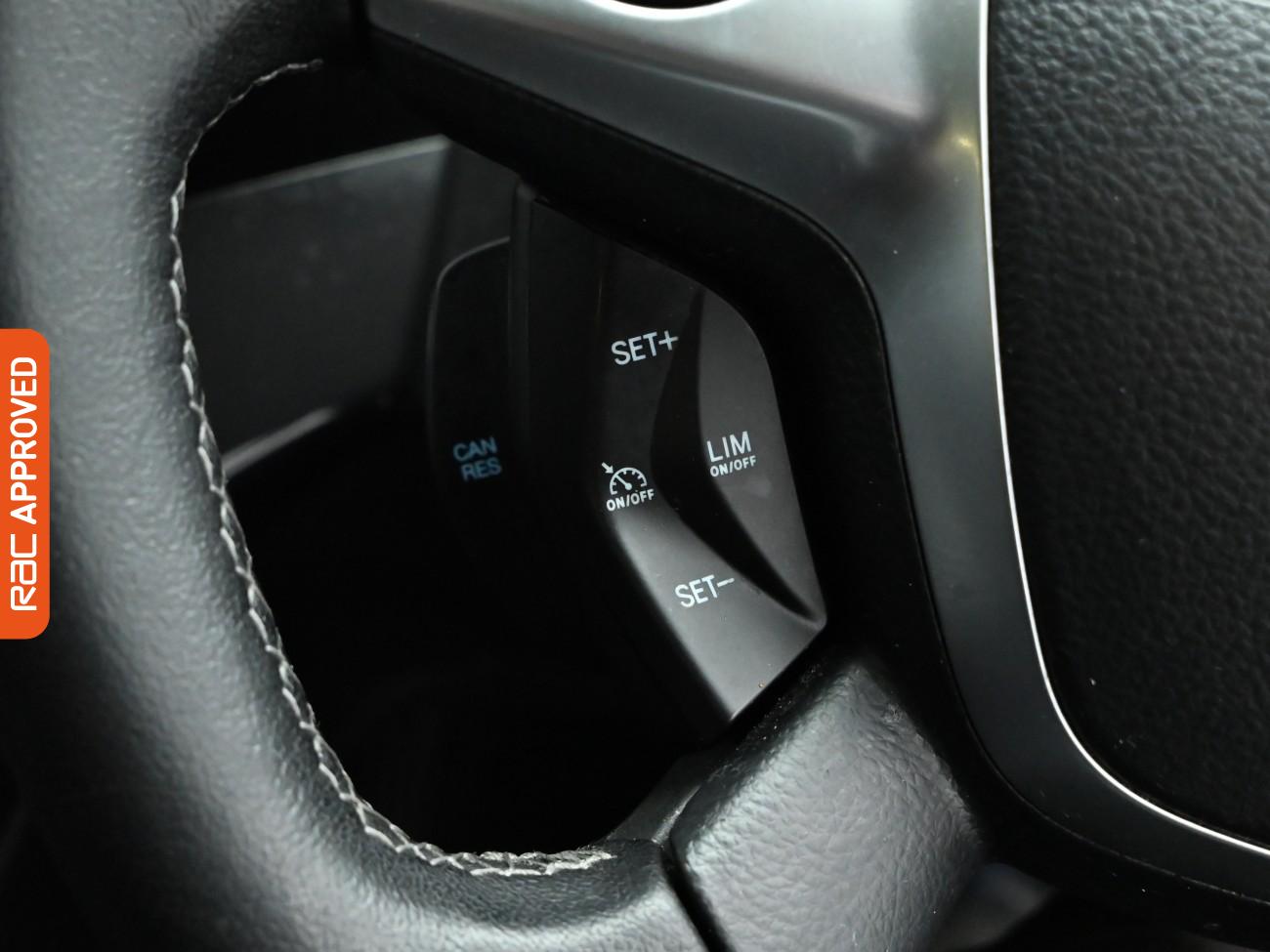 Used Ford Kuga 2015 for sale - 76435938: Photo 19