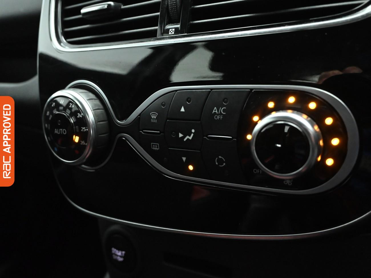 Used Renault Clio 2018 for sale - 77943685: Photo 14