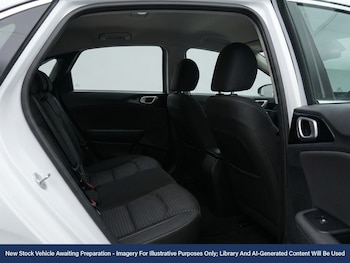 Used Kia Ceed 2022 for sale - 77014009: Photo