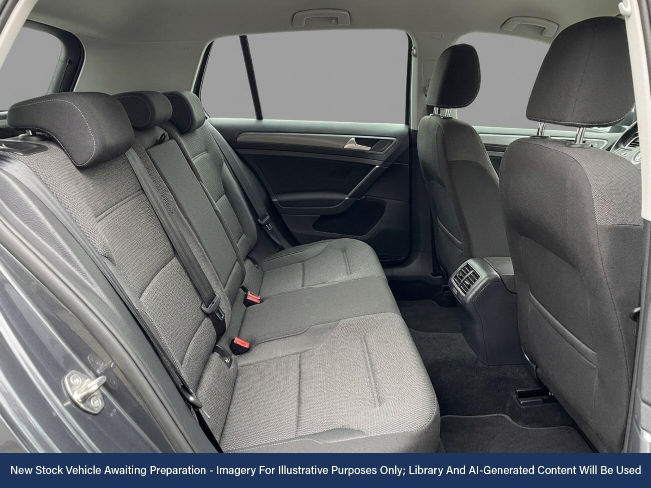 Used Volkswagen Golf 2017 for sale - 77872593: Photo 4