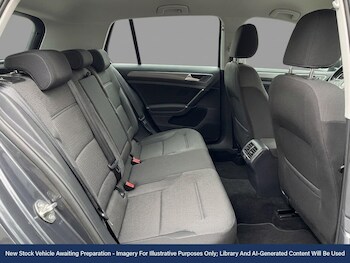 Used Volkswagen Golf 2017 for sale - 77872593: Photo