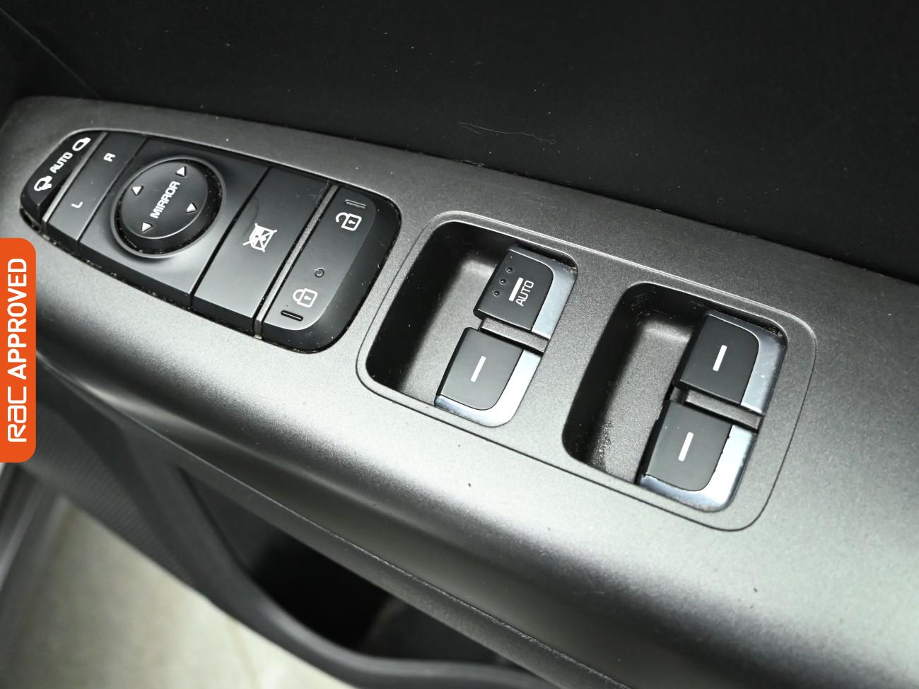 Used Kia Sportage 2016 for sale - 76065208: Photo 25