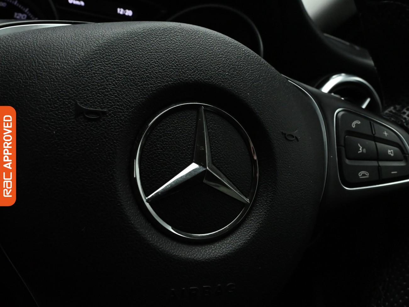 Used Mercedes-Benz GLA 2018 for sale - 76718475: Photo 24