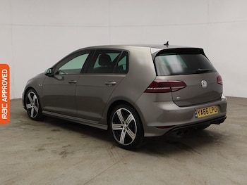 Used Volkswagen Golf 2016 for sale - 75144107: Photo