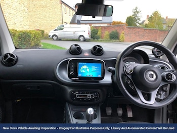 Used smart fortwo 2017 for sale - 76462239: Photo