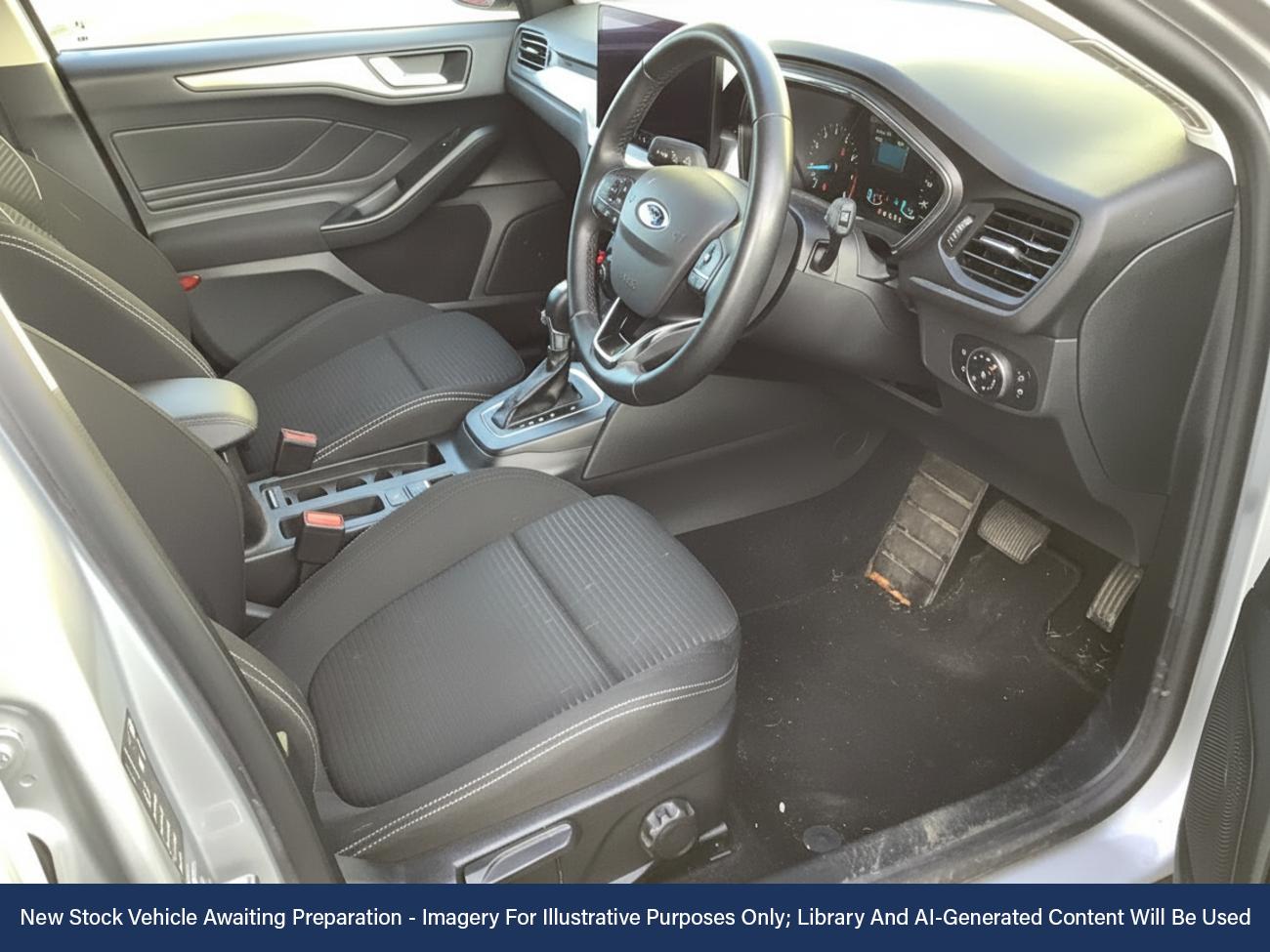 Used Ford Focus 2023 for sale - 76955438: Photo 3